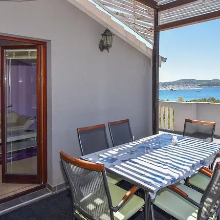 Yelkouan Apartament