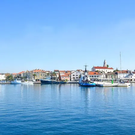 Yelkouan Biograd Na Moru